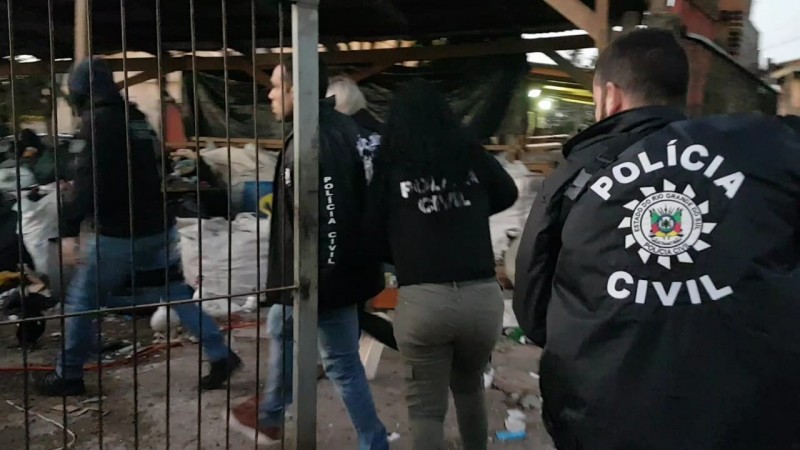 Opera&ccedil;&atilde;o Renit&ecirc;ncia