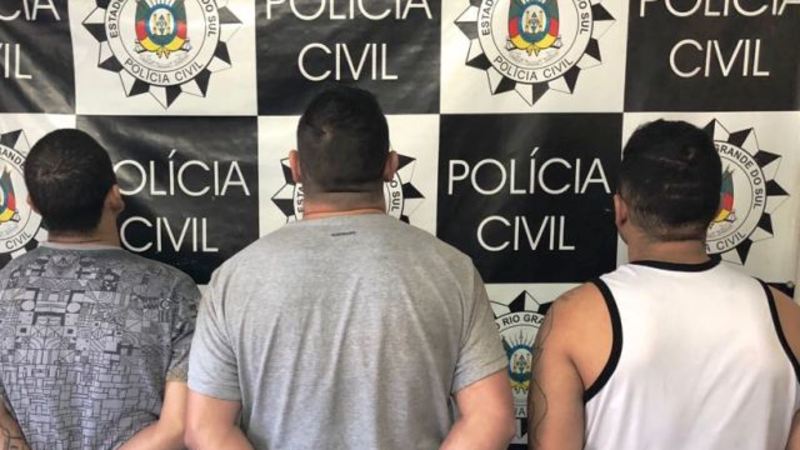 Homens S O Presos Em Flagrante Enquanto Clonavam Ve Culo Em Porto Alegre Pol Cia Civil Rs